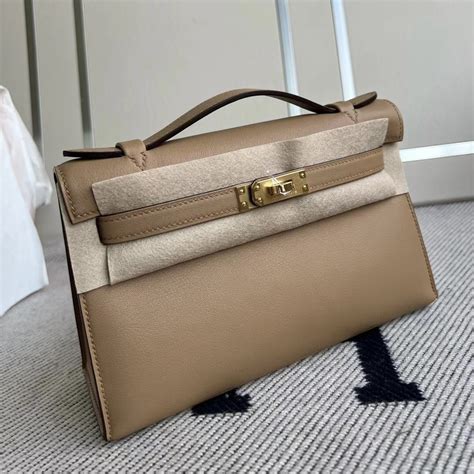 chai hermes kelly|Hermes kelly pochette bag.